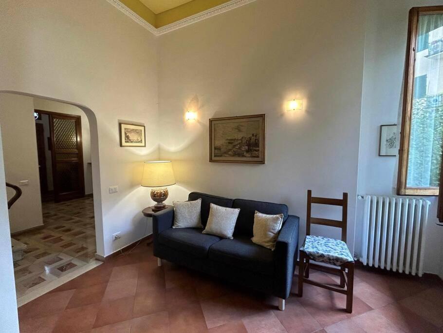Апартаменты Villino La Rosa Antica Флоренция Экстерьер фото