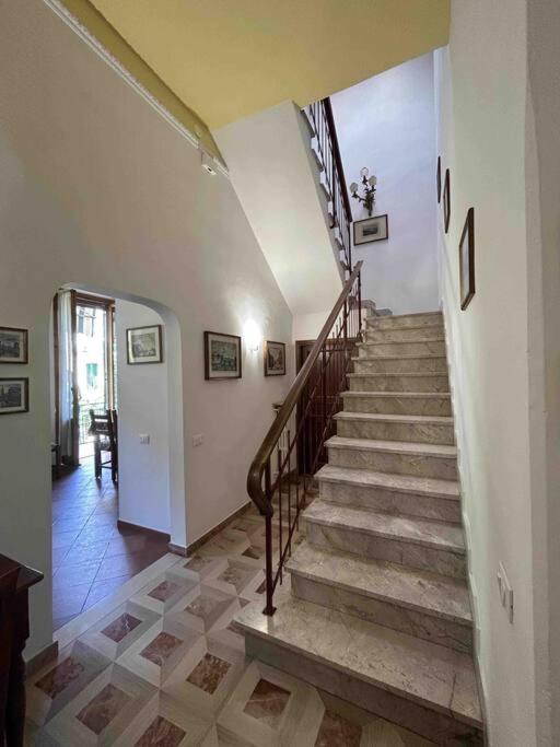 Апартаменты Villino La Rosa Antica Флоренция Экстерьер фото